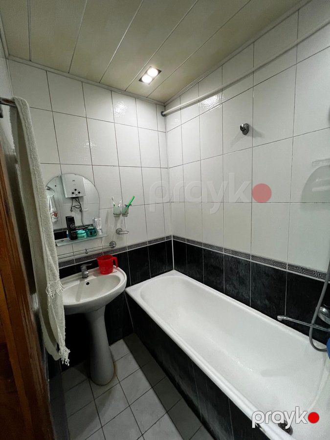 1 otaqlı mənzil, 40 m², Nesimi 4mkr Huseyn Seydizade, Bakı — Mənzil (6)