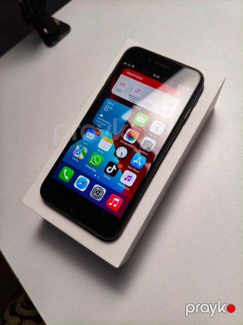 Apple iPhone 7 Black 32GB — Bakı