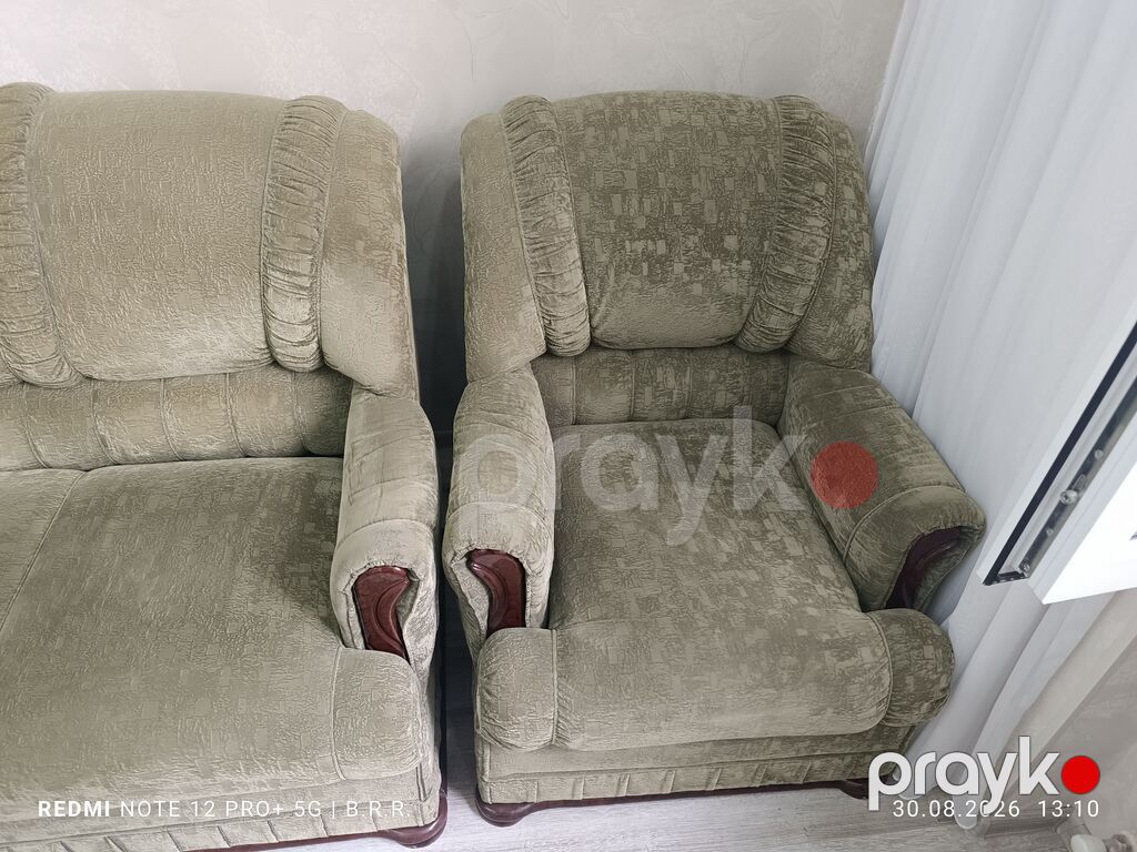 Yaşıl rəngli yumşaq mebel dəsti - Tərkibi: 3 yerlik divan + 2 ədəd — Yumşaq mobilya dəstləri, Mingəçevir (4)