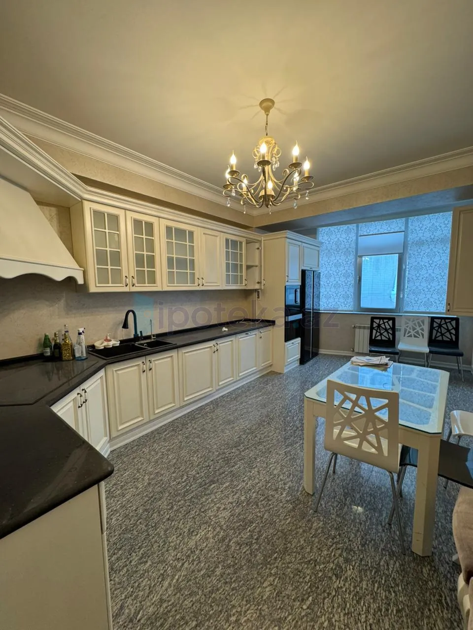 Satılır: 3 Otaq, Yeni tikili, Yasamal r., 171.00 m² — Mənzil, Bakı (4)