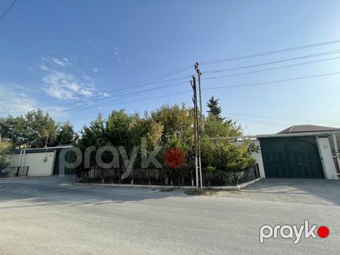 Satılır 18 otaqlı həyət evi/bağ evi 700 m² — Bakı