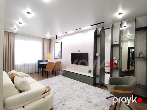 Satılır 2 otaqlı köhnə tikili 60 m²