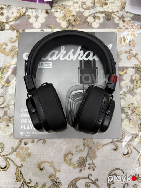 Bluetooth qulaqlıq – qara rəng, over‑ear dizayn - Model: Monitor IV — Sumqayıt