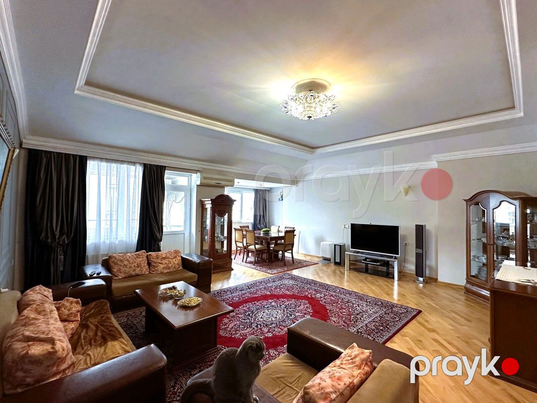 Satılır 4 otaqlı yeni tikili 240 m² — Mənzil, Bakı (2)