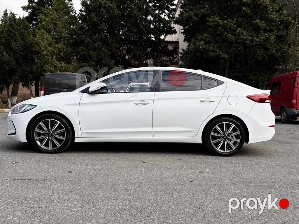 Hyundai Avante, 1.6 L, 2015 il, 245 000 km — Avtomobillər, Sumqayıt (4)