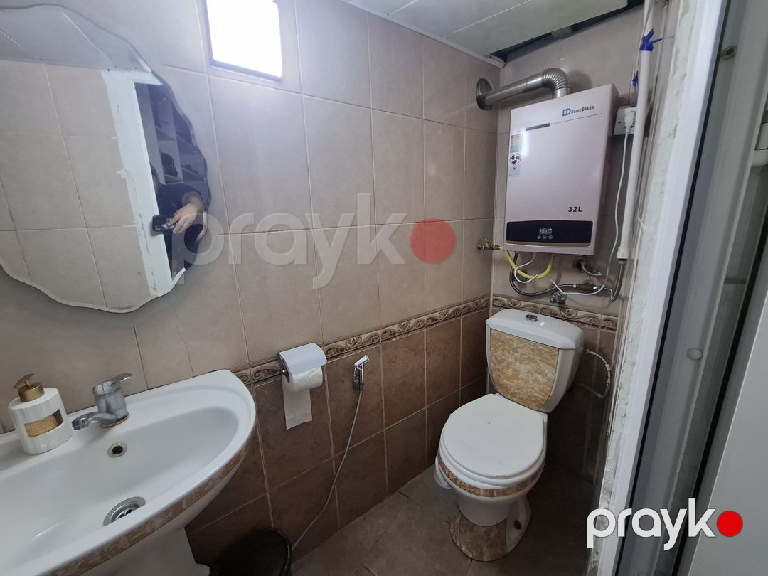 Satılır 2 otaqlı köhnə tikili 70 m² — Mənzil, Bakı (10)