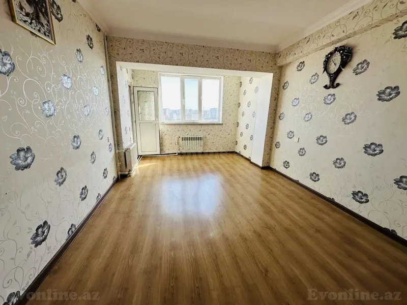 Satılır 2 otaqlı Mənzil Köhnə tikili 72 m² Bakı, Binəqədi r., Azadlıq prospekti m., 8-ci mikrorayon — Mənzil, Bakı (3)