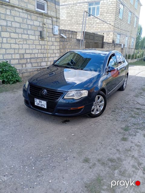 Volkswagen Passat: 1.8 l 2005 il Sedan — Quba