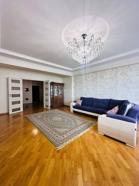 Satılır 3 otaqlı yeni tikili 151 m² — Bakı