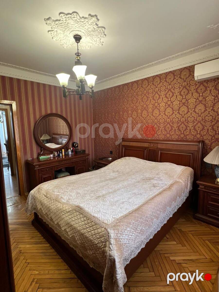 Satılır 4 otaqlı köhnə tikili 110 m² — Mənzil, Bakı (7)