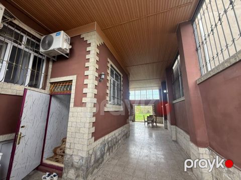 Həyət evi, Maştağa qəs — Bakı
