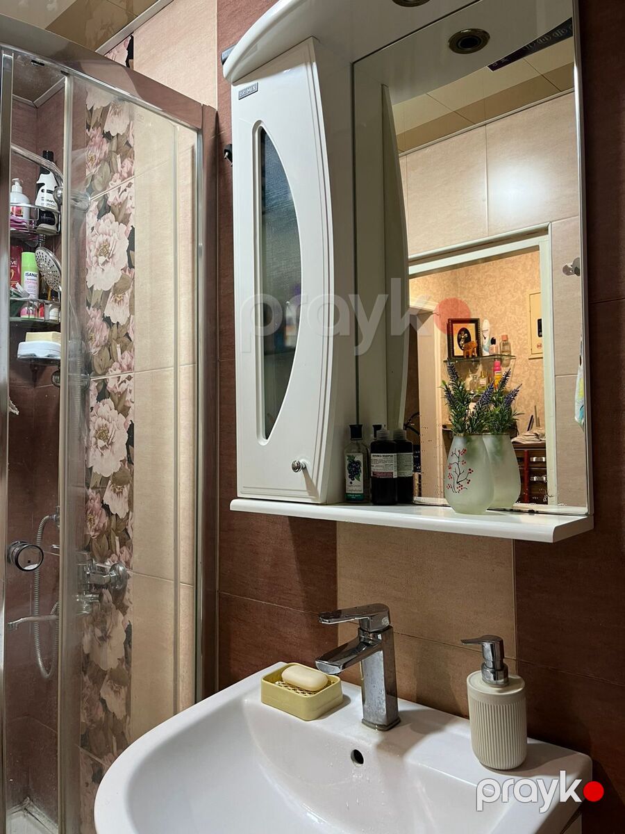 Satılır 2 otaqlı köhnə tikili 45 m² — Mənzil, Bakı (2)