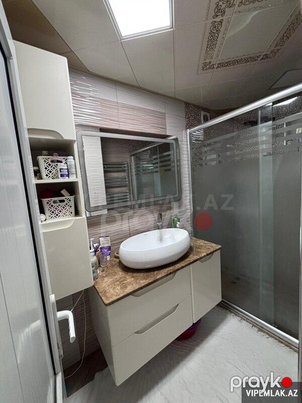 Nizami rayonunda 4 otaqlı Köhnə tikili Satılır, 70 m² — Mənzil, Bakı (8)