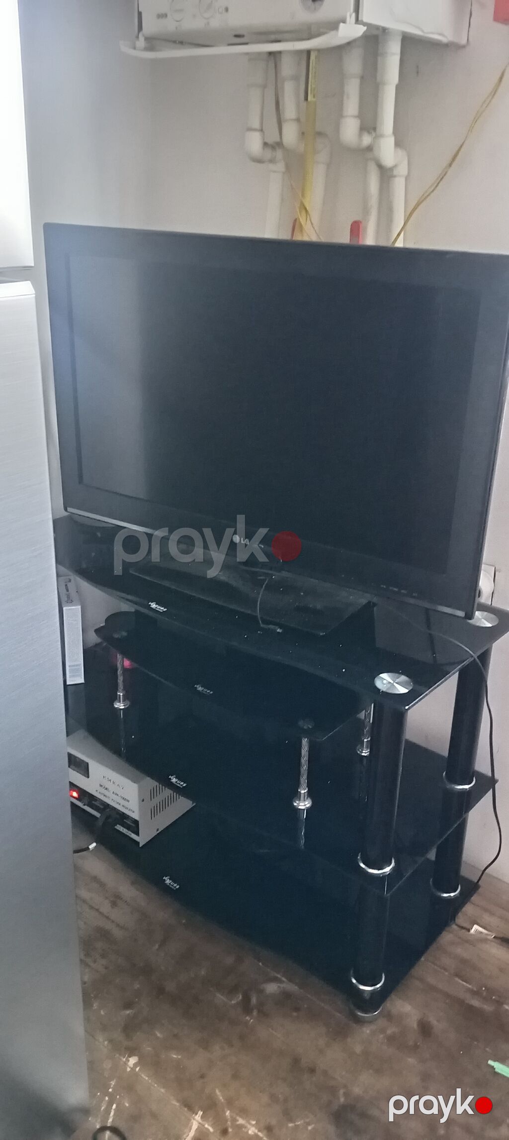 LG televizor + 3 rəfli TV stendi dəsti Məhsul tərkibi: - LG Lcd/led — Televizor altlıqları və standlar, Saray (4)