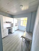 İcarəyə verilir 2 otaqlı köhnə tikili 50 m² — Emin Bəy Gold_vip_əmlak — Apartment
