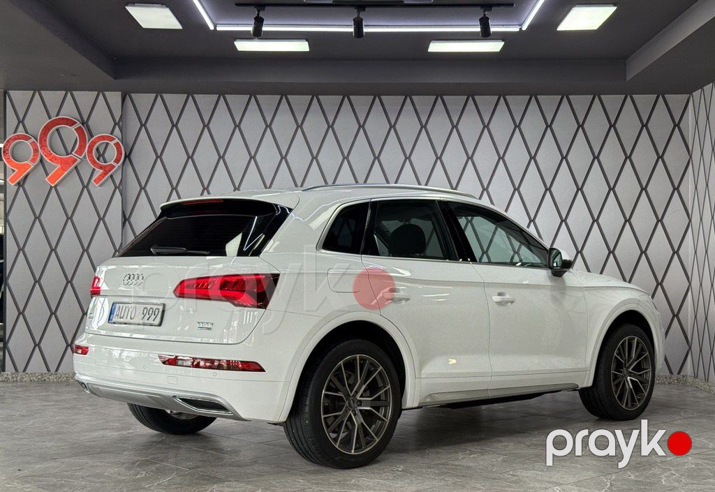 Audi Q5, 2.0 L, 2017 il, 134 000 km — Avtomobillər, Bakı (4)