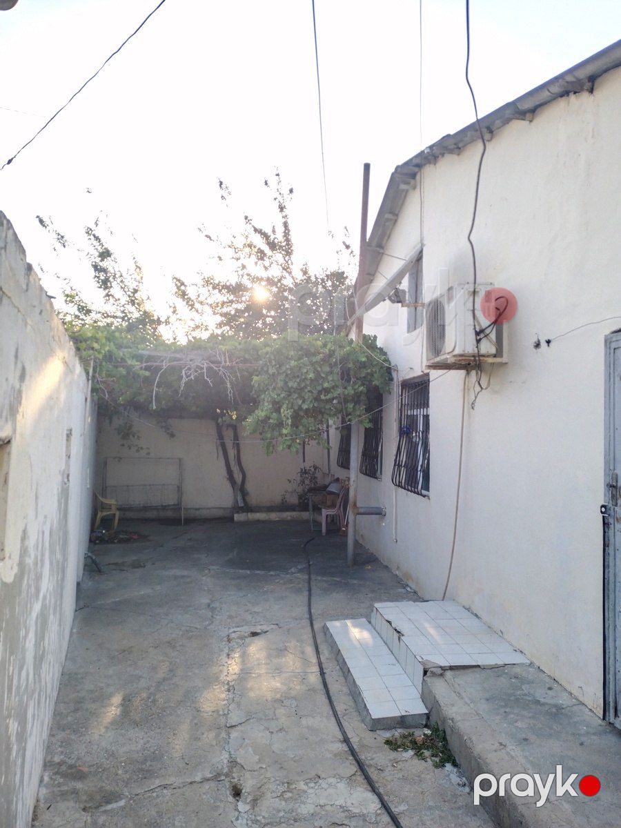 Satılır 4 otaqlı həyət evi/bağ evi 350 m² — Ev, villa, Bakı (2)