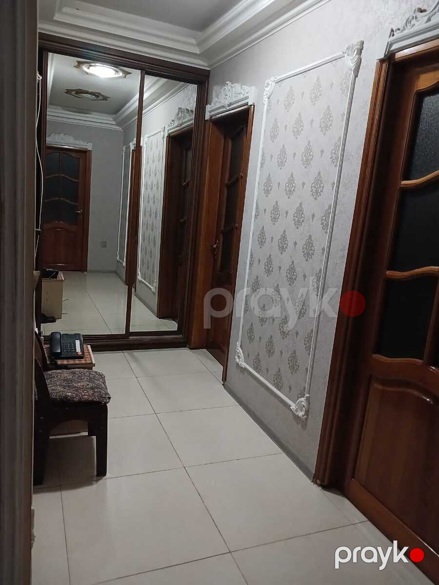 Satılır 4 otaqlı köhnə tikili 110 m² — Mənzil, Bakı (8)