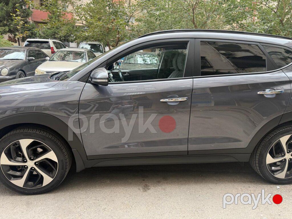 Hyundai Tucson, 2.0 L, 2017 il, 200 000 km — Avtomobillər, Bakı (10)