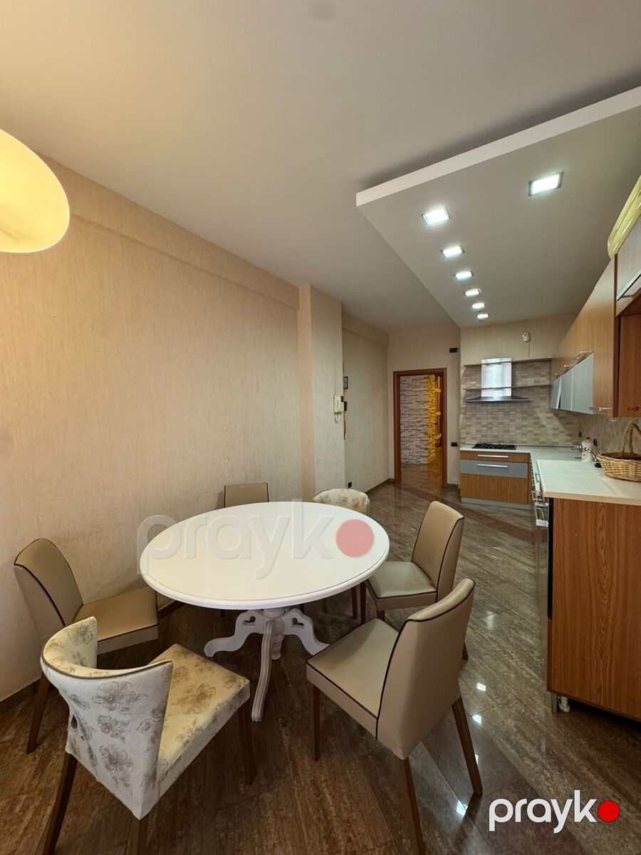 Satılır 4 otaqlı yeni tikili 230 m² — Mənzil, Bakı (7)