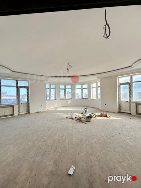 Satılır 4 otaqlı yeni tikili 182 m² — Bakı
