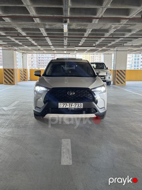 Toyota Corolla Cross, 2.0 L, 1.31 kWh, 2024 il, 24 000 km — Bakı