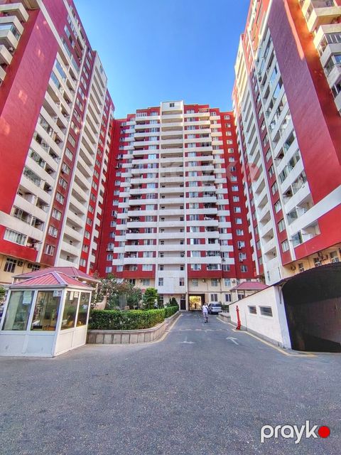 Satılır 3 otaqlı yeni tikili 130 m² — Bakı