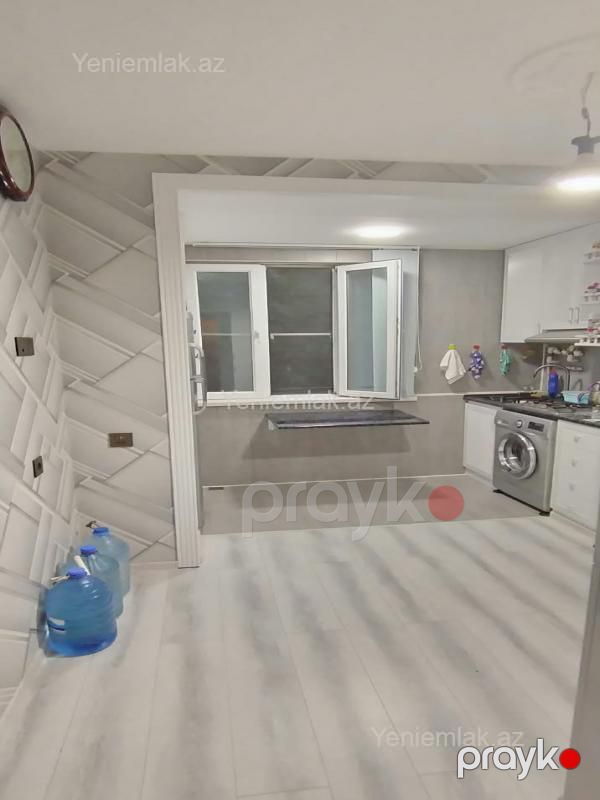 Satılır 1 otaqlı Bina evi menzil (Köhnə tikili), 40 m², 10-cu mikrorayon — Mənzil, Sumqayıt (7)