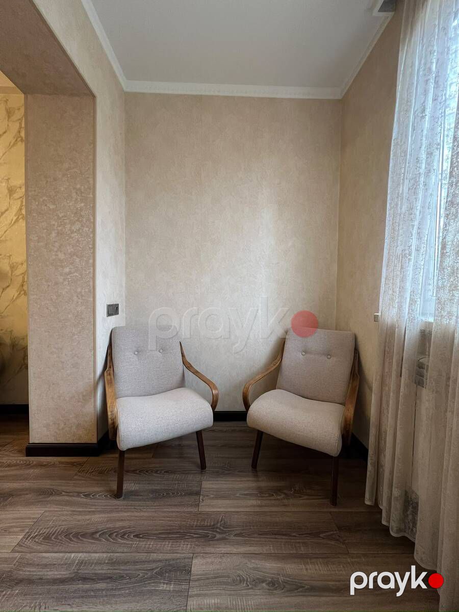 Satılır 4 otaqlı köhnə tikili 100 m² — Mənzil, Bakı (5)