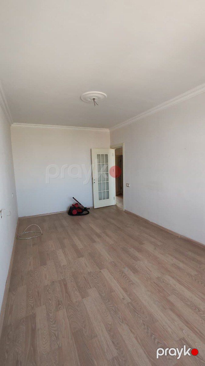 Satılır 2 otaqlı köhnə tikili 60 m² — Mənzil, Bakı (9)
