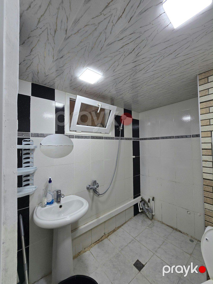 Satılır 2 otaqlı köhnə tikili 45 m² — Mənzil, Bakı (10)