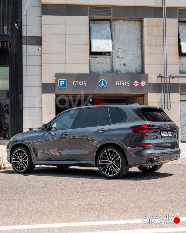 BMW X5, 3.0 L, 2025 il, 5 000 km — Avtomobillər (10)