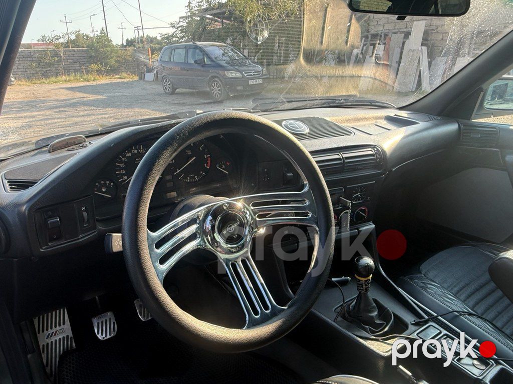 BMW 520, 2.0 L, 1990 il, 200 000 km — Avtomobillər, Bakı (12)