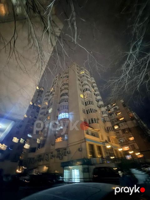 Satılır 4 otaqlı yeni tikili 170 m² — Bakı