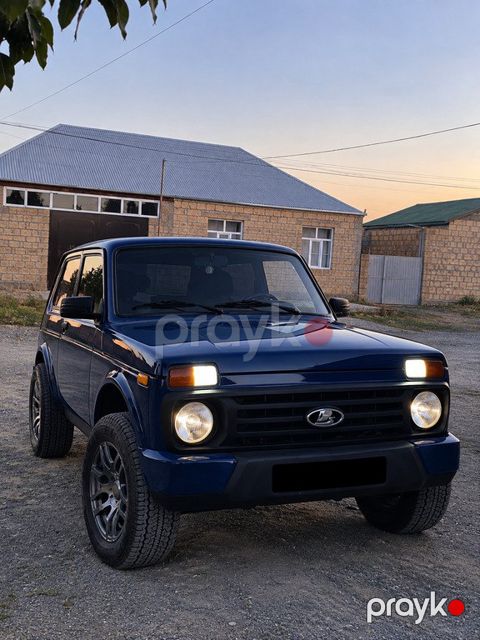 Lada (VAZ) Niva, 1.7 L, 2015 il, 190 000 km — Gəncə
