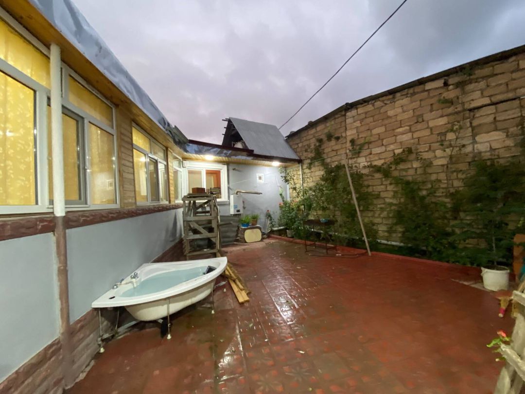 Satılır 4 otaqlı həyət evi/bağ evi 100 m² — Ev, villa, Bakı (8)