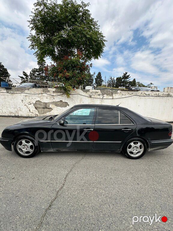 Mercedes E 270, 2.7 L, 1999 il, 428 000 km — Avtomobillər, Bakı (4)