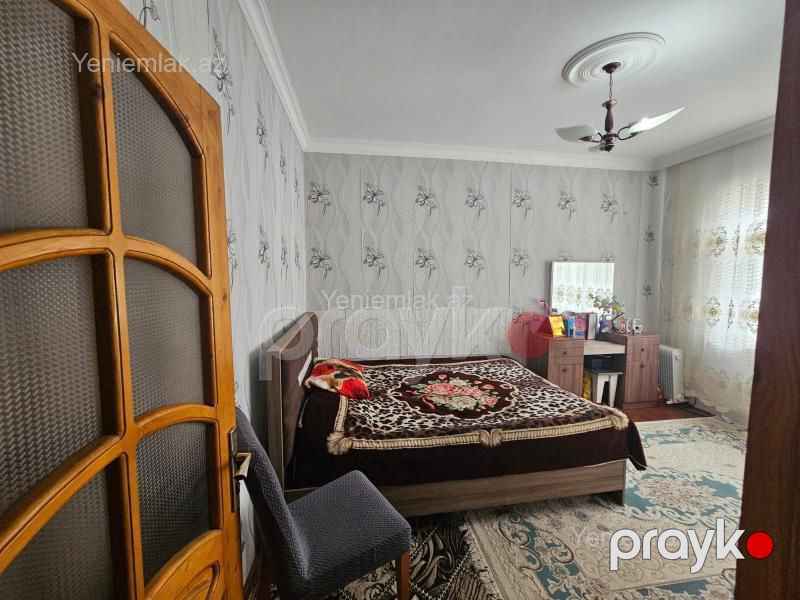 Satılır 2 otaqlı Bina evi menzil (Köhnə tikili), 54 m², 10-cu mikrorayon — Mənzil, Sumqayıt (4)