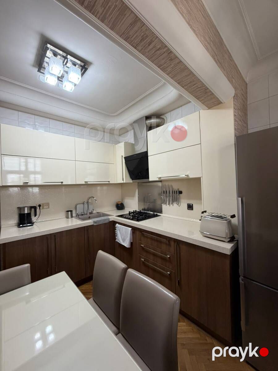 Satılır 4 otaqlı köhnə tikili 90 m² — Mənzil, Bakı (11)