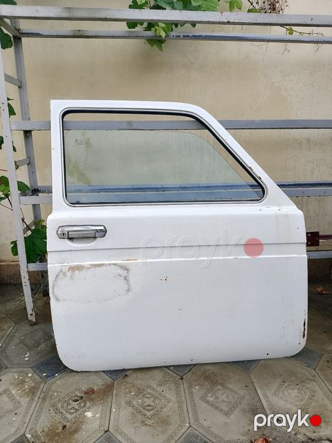 Avtomobil qapısı — Bakı