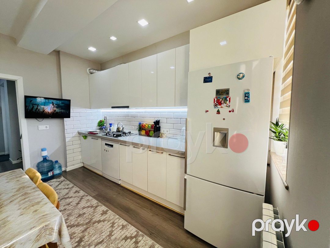 Satılır 2 otaqlı köhnə tikili 65 m² — Mənzil, Xırdalan (3)