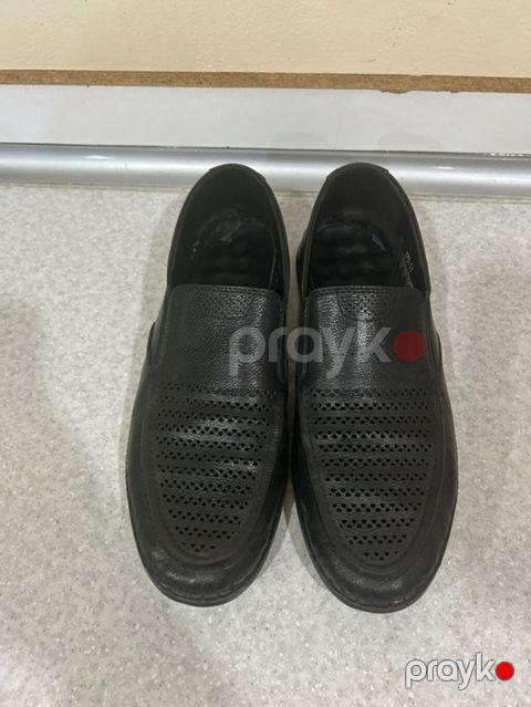 Kişi ayaqqabısı – slip-on model - Rəng: qara - Üst hissə — Bakı