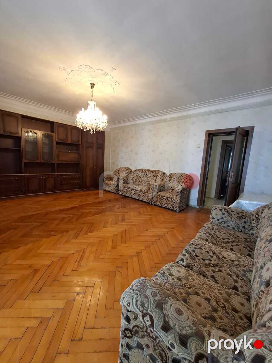Satılır 4 otaqlı köhnə tikili 110 m² — Mənzil, Bakı (2)