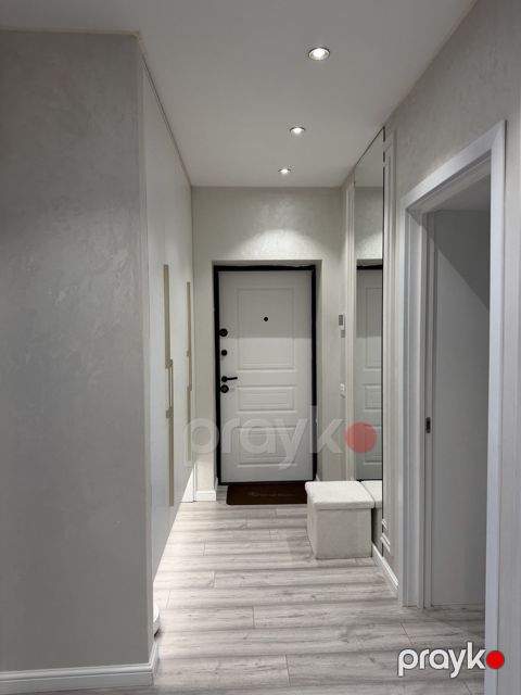 Satılır 4 otaqlı köhnə tikili 80 m² — Bakı