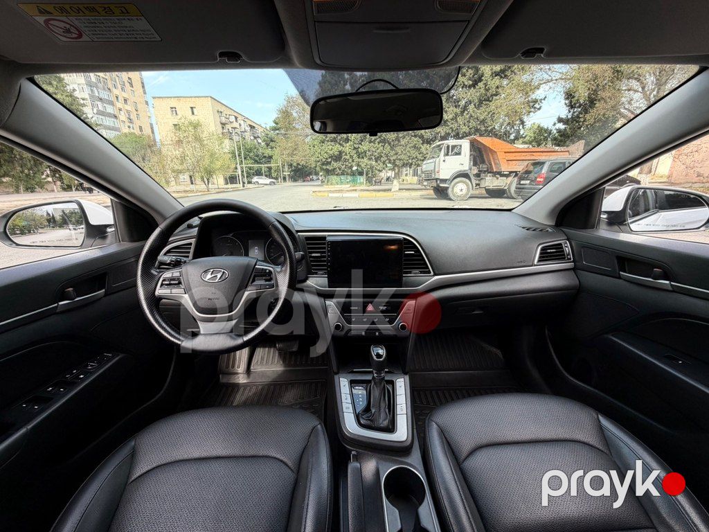 Hyundai Avante, 1.6 L, 2015 il, 245 000 km — Avtomobillər, Sumqayıt (9)