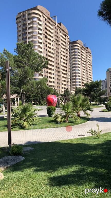 Satılır 3 otaqlı yeni tikili 162 m² — Bakı