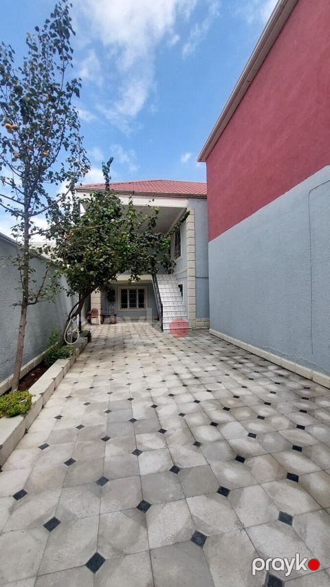 Həyət evi, Əliağa Vahid küç — Bakı
