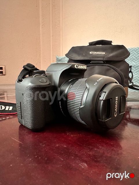 Canon EOS 700D Dslr fotoaparat + aksesuarlar - Model: Canon EOS 700D — Bakı