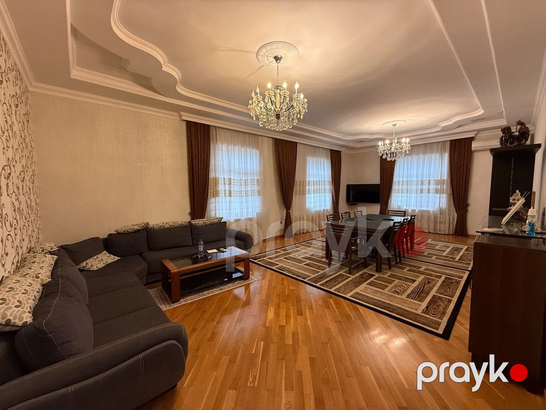 Satılır 5 otaqlı həyət evi/bağ evi 300 m² — Ev, villa, Bakı (12)