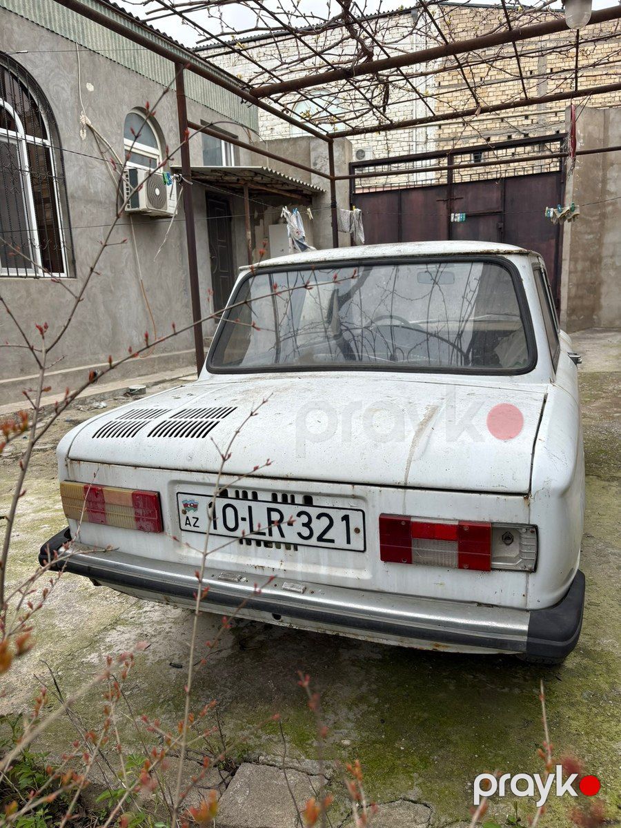 Avtomobil Qeydiyyat Nişanı 10-LR-321 — Registriya nömrələri, Bakı (2)